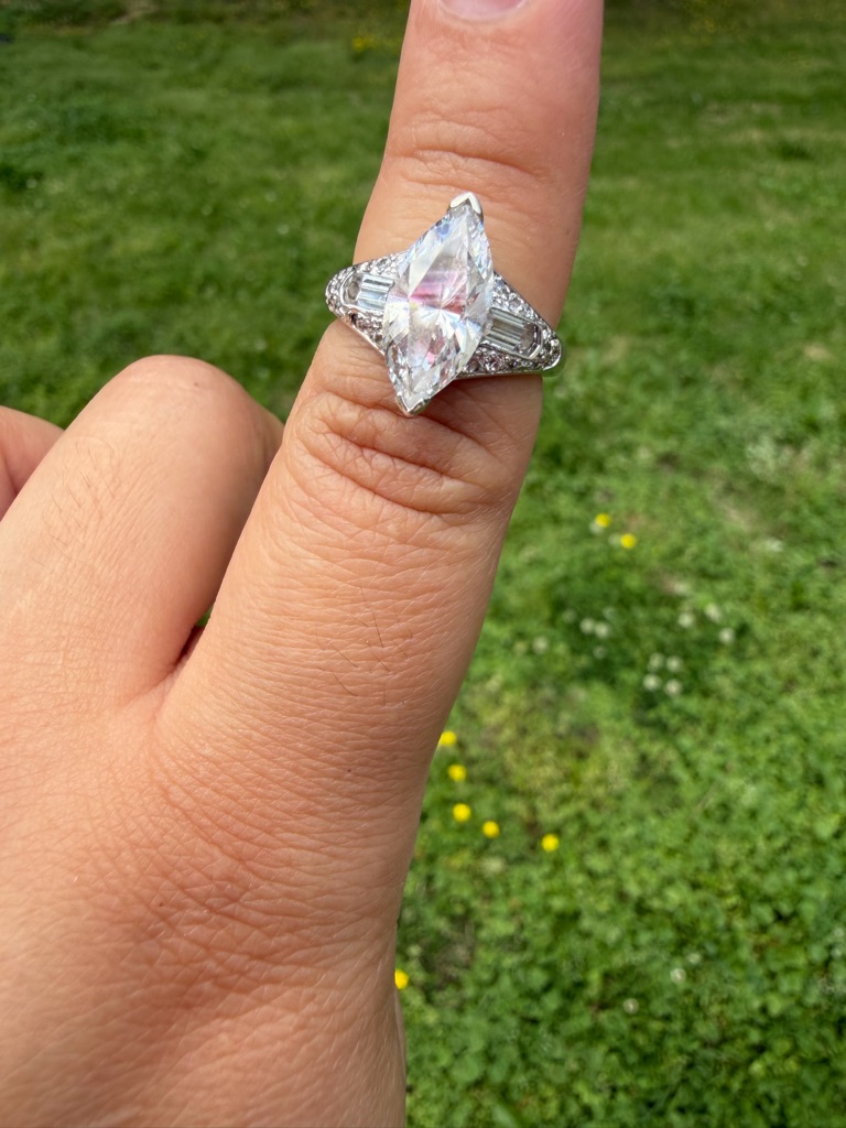 Suzy Levian 925 Sterling Silver Marquise White Cubic Zirconia Engagement Ring 85$